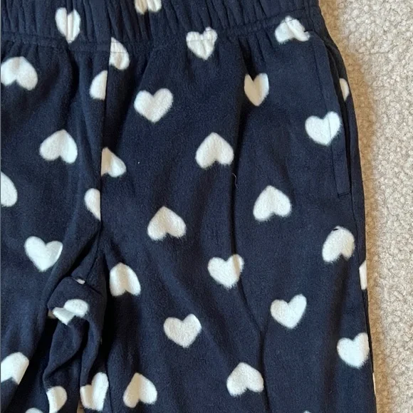 Old Navy Microfleece Hearts Pajama Pants - Picture 2 of 2